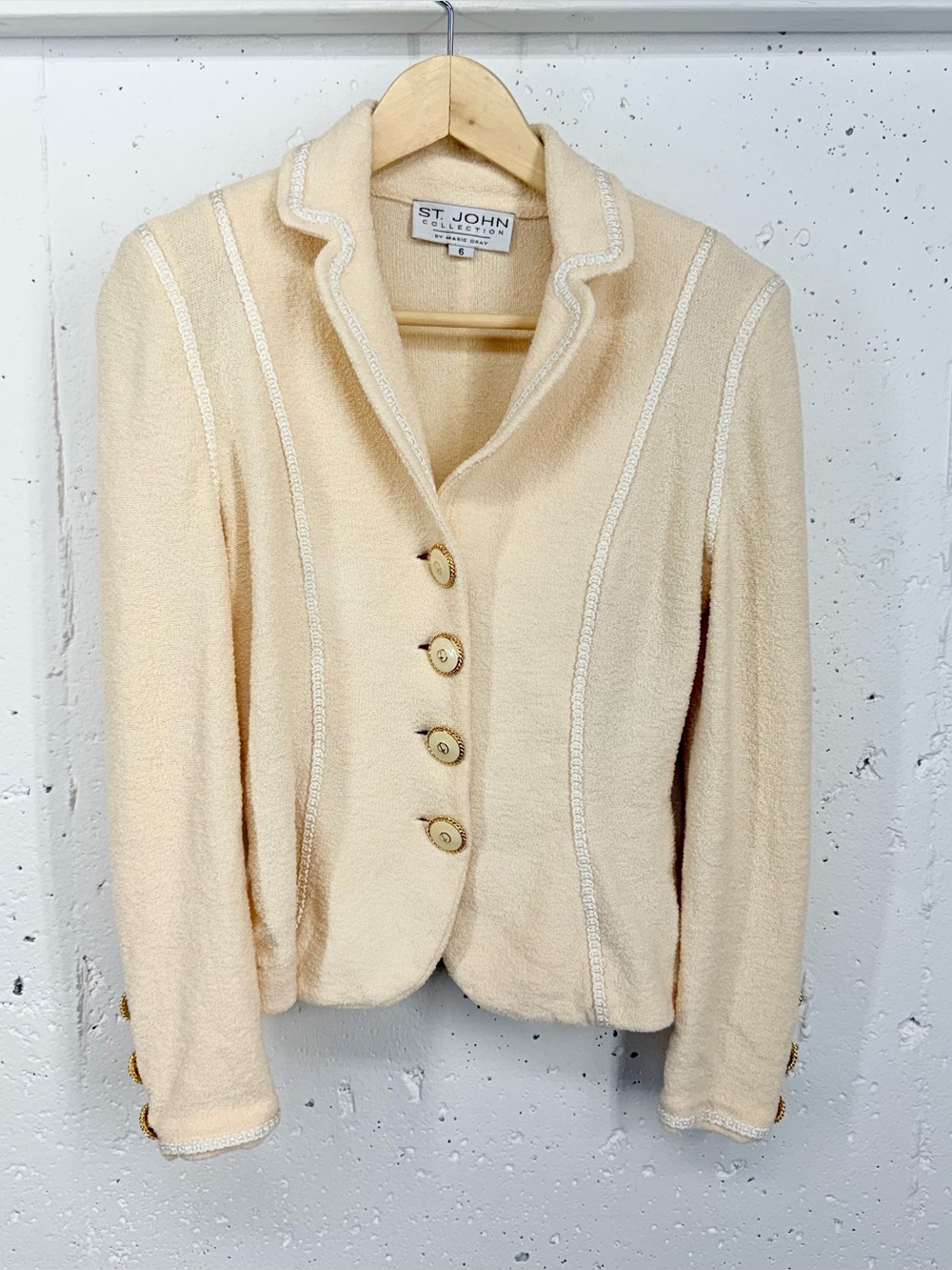 St. John Collection Women’s Size 6 Cream Knit Blazer Jacket